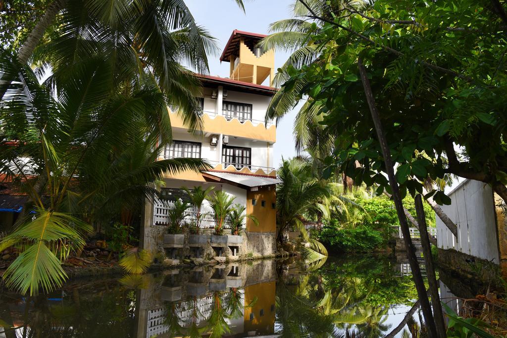 L&D Lodge Hikkaduwa Exterior photo
