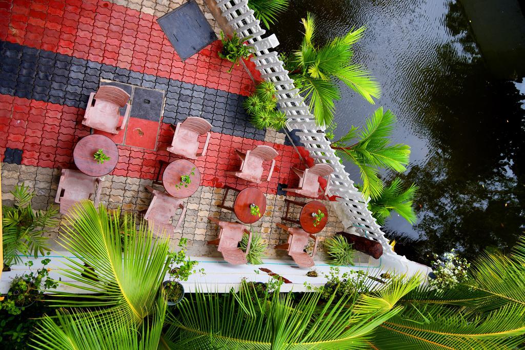 L&D Lodge Hikkaduwa Exterior photo